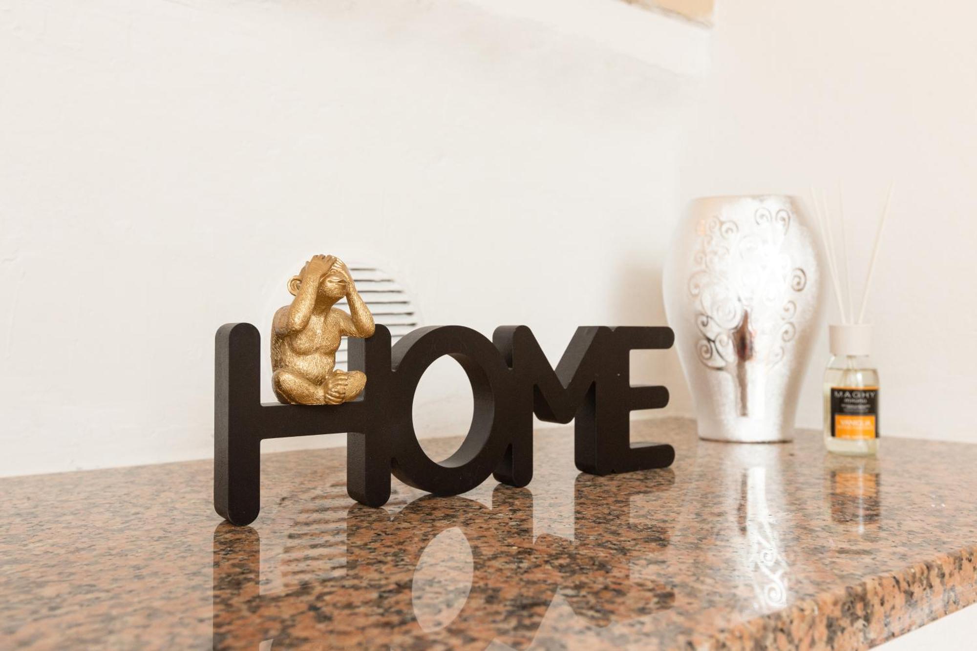 Cream Little Apartment - M1 - City Center มิลาน ภายนอก รูปภาพ